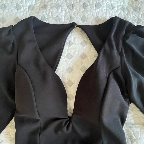 Beautiful black wrap top - Picture 3 of 4